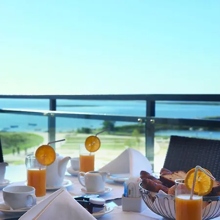 瑞尔玛丽娜滨海酒店 * 奥良