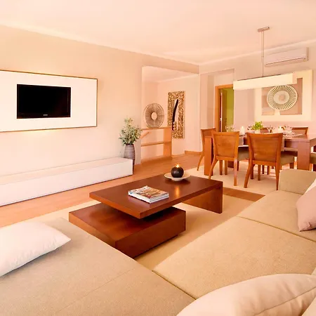 瑞尔玛丽娜滨海酒店 * 奥良