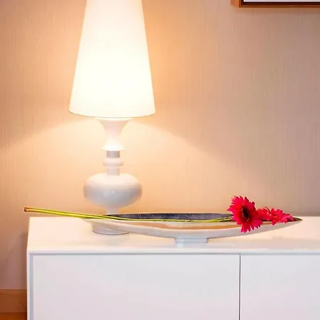 瑞尔玛丽娜滨海酒店